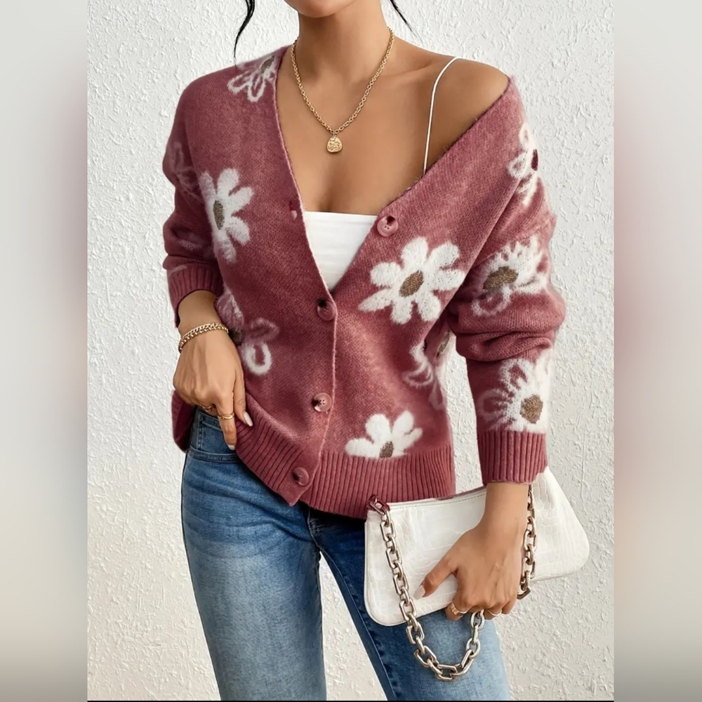 New Rouge & White Floral Sweater
